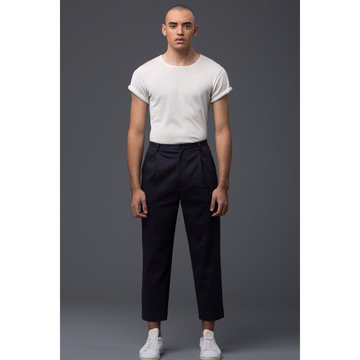 Deveaux Navy Single Pleat Pant