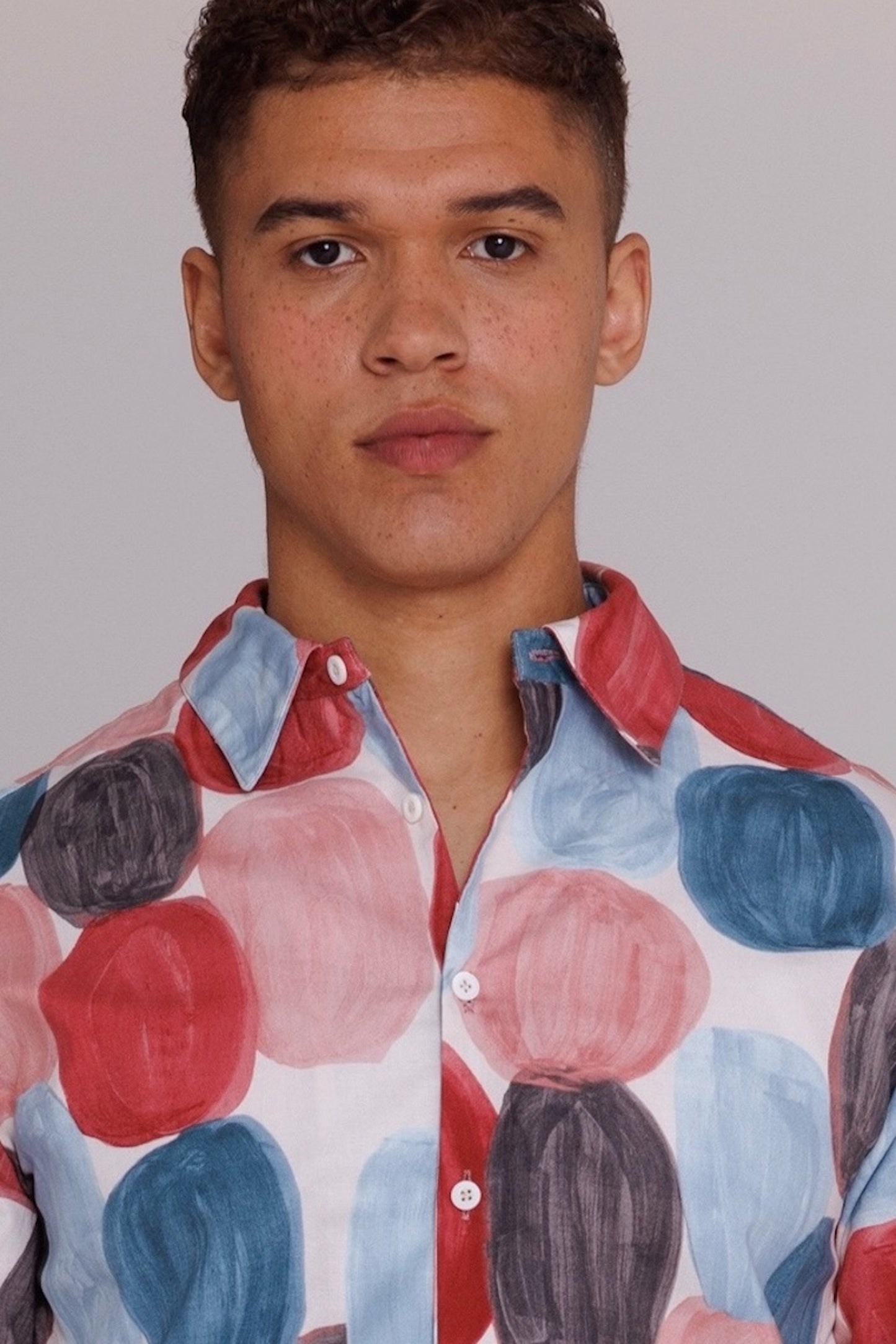 Graphia New York "Flowers" Button Up Shirt in Red & Blue Dots Print