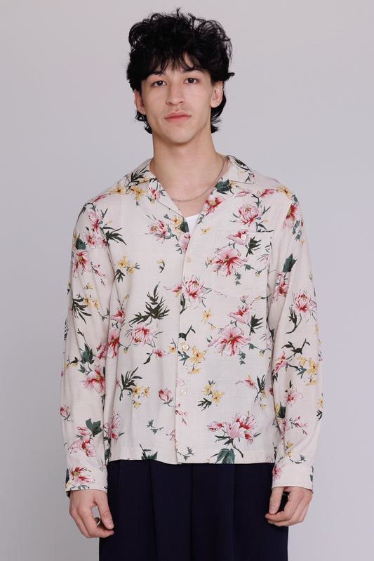 Graphia New York “Reinaldo” Convertible-Collar Shirt in Natural & Red Ukiyoe Hibiscus Print