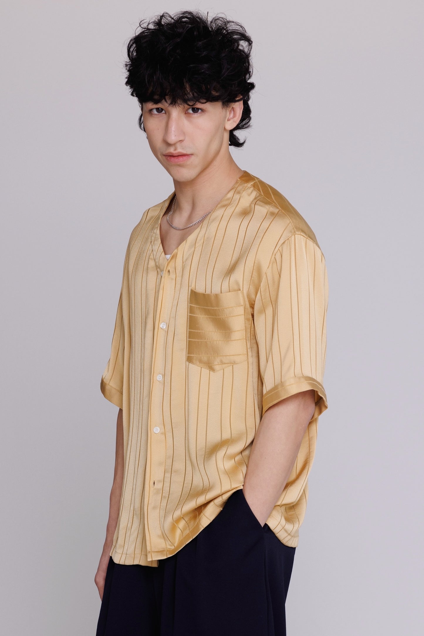 Graphia New York "Valenzuela" Baseball Collar Shirt in Gold Satin Stripe